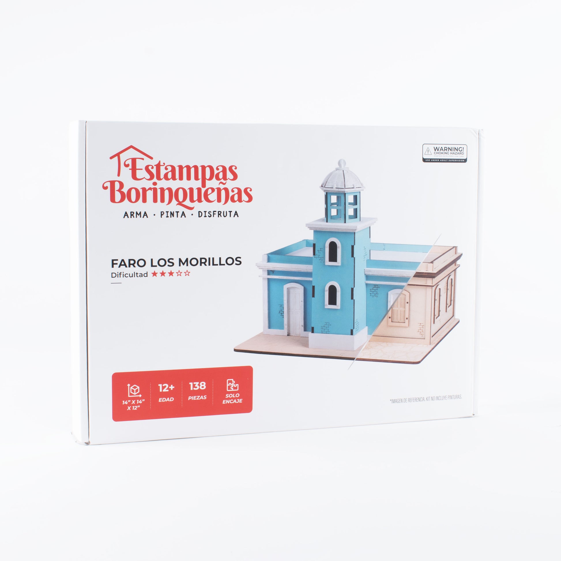 Fotografía de estudio de la caja frontal de El Faro Los Morrillos de Estampas Borinqueñas, mostrando el nivel de dificultad, edad recomendada, cantidad de piezas y las dimensiones de la caja.