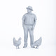 Fotografía de estudio de la figura de resina sin pintar de El Vecino, acompañado de sus dos gallinas, mini-accesorio compatible con El Colmado y otras manualidades de Estampas Borinqueñas.