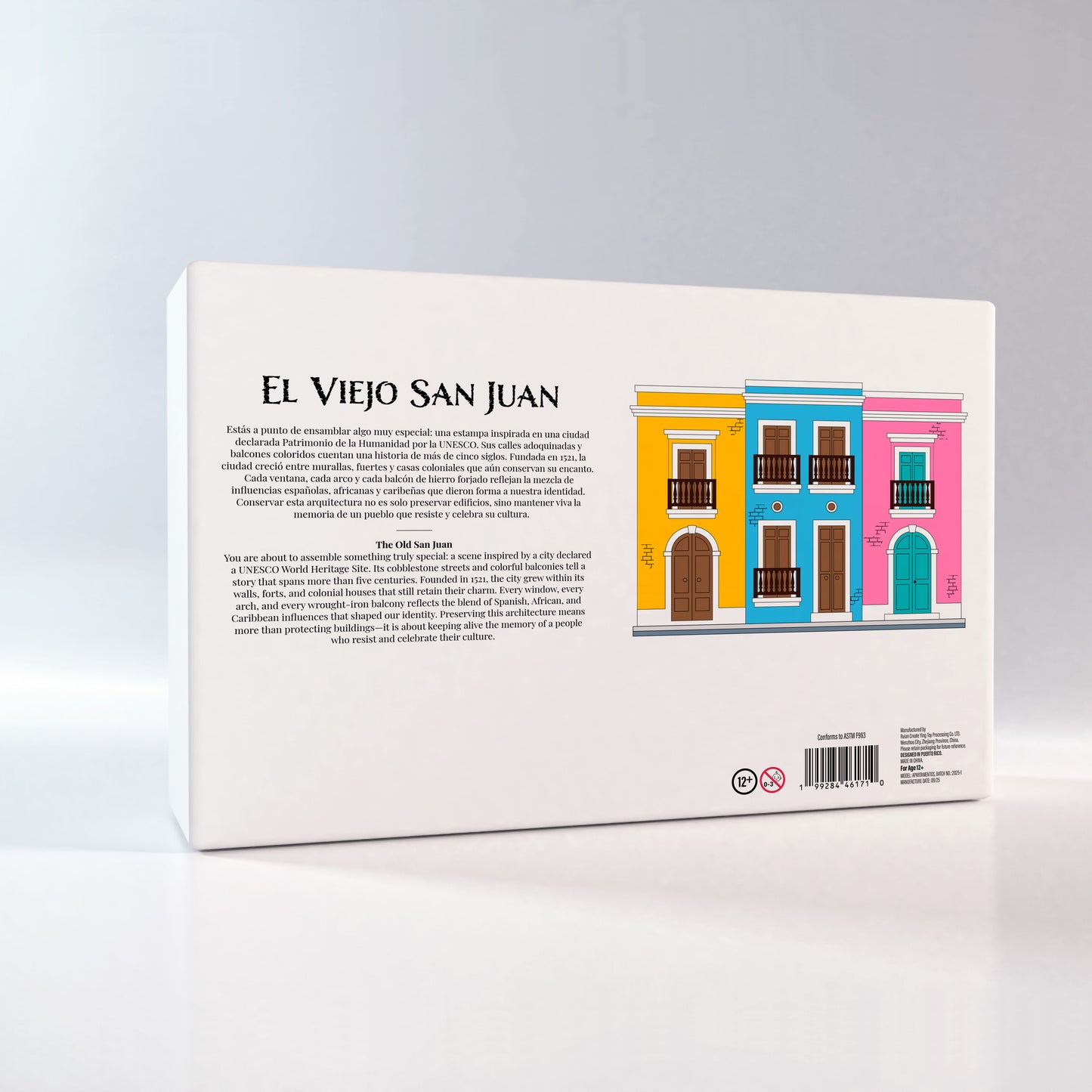 Fotografía de la parte posterior de la caja del kit El Viejo San Juan, mostrando el texto descriptivo oficial que explica la inspiración arquitectónica y los detalles de esta maqueta de madera.